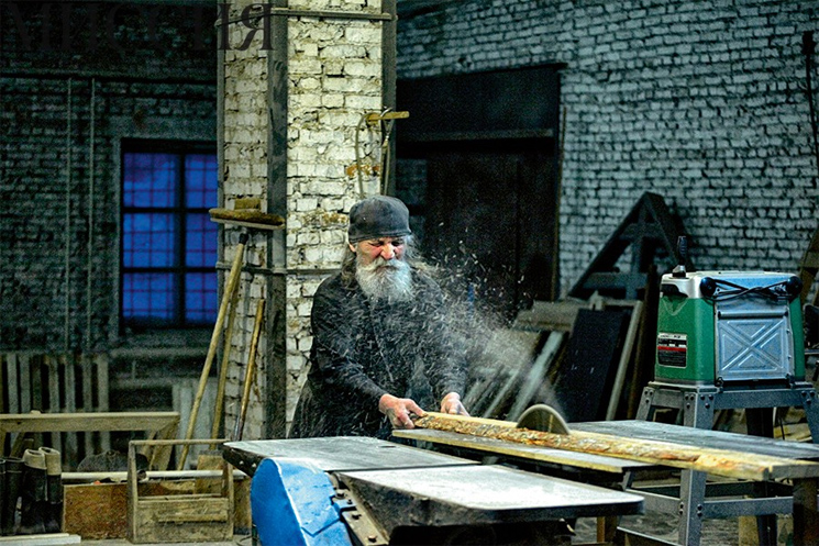 На первом этапе вы становитесь трудником