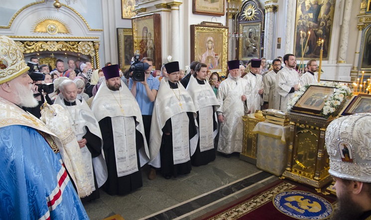 Встреча мощей в кафедральном соборе Минска