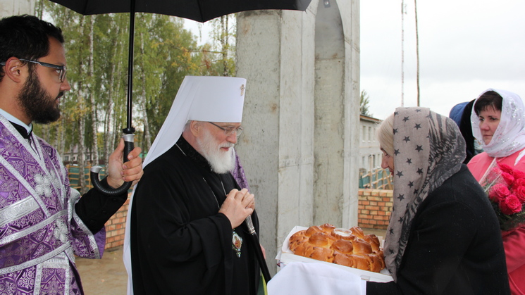 Митрополита встречают в Шершунах