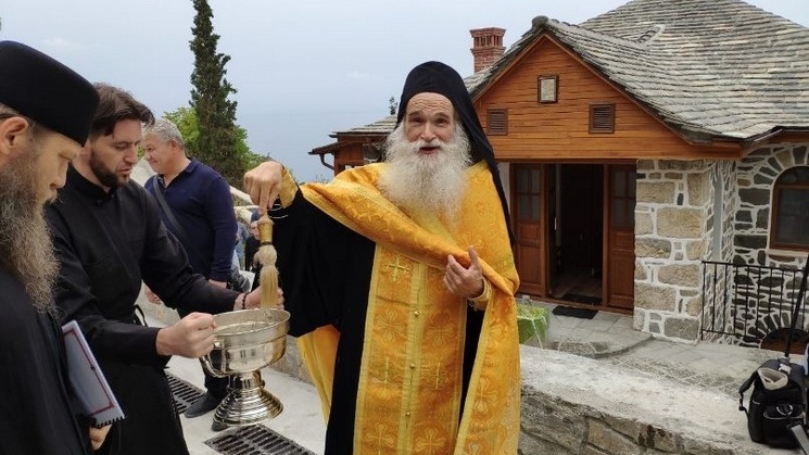 Освящение мельницы на Афоне