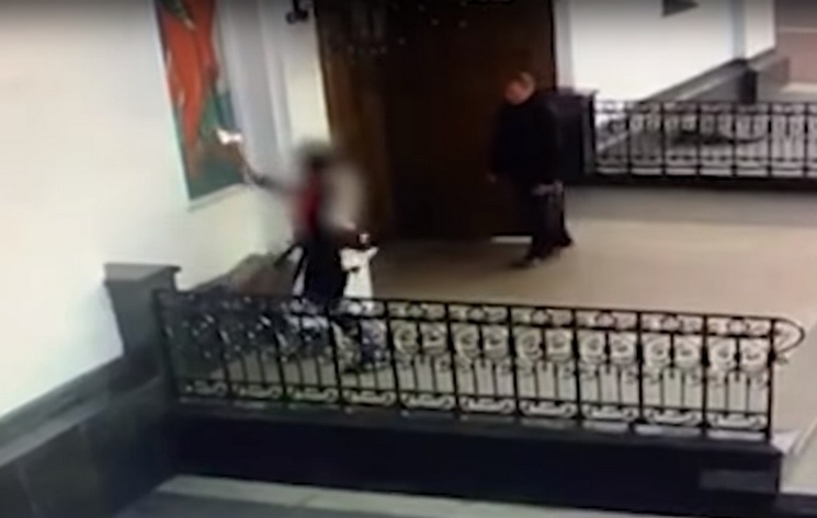 В Минске женщина с топором нанесла несколько ударов по храму